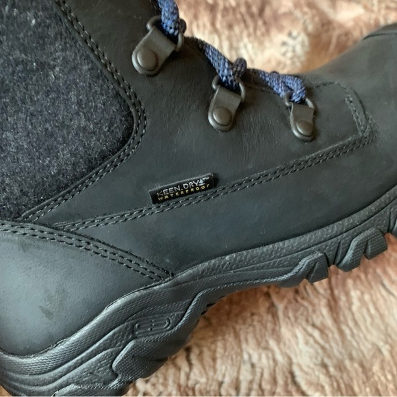 Keen Greta Tall Winter Hiking Boots - Picture 6 of 11